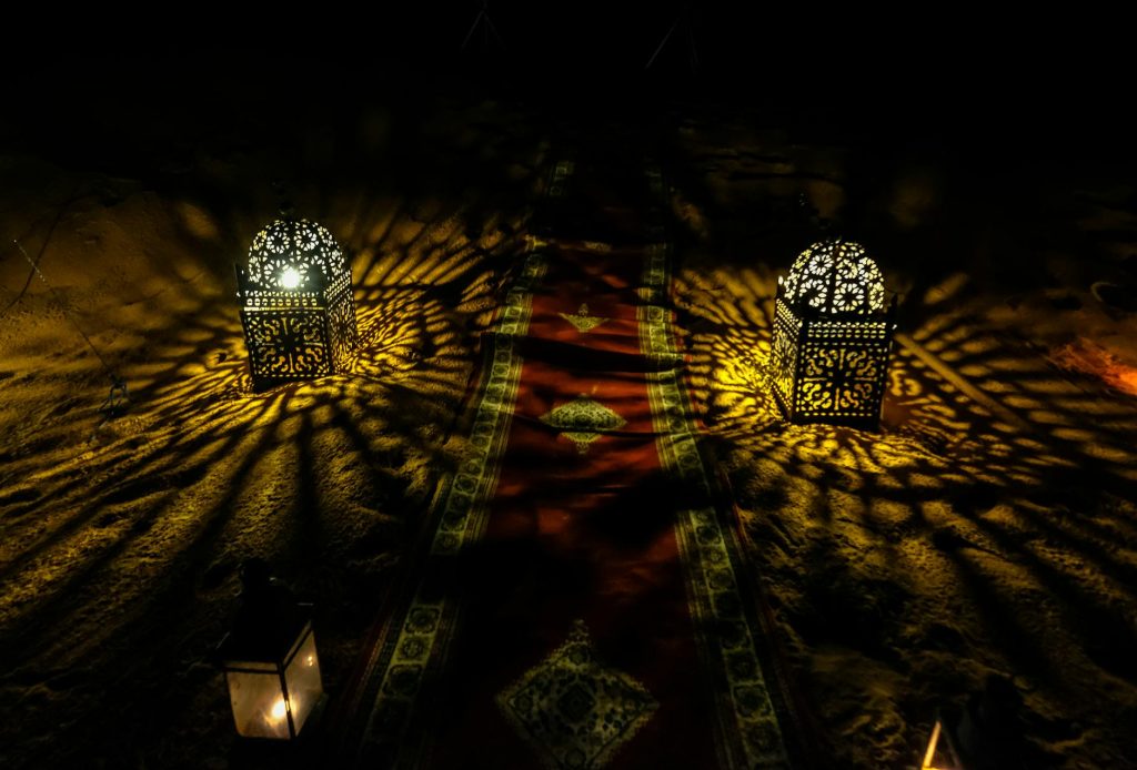 black candle shadow lamps